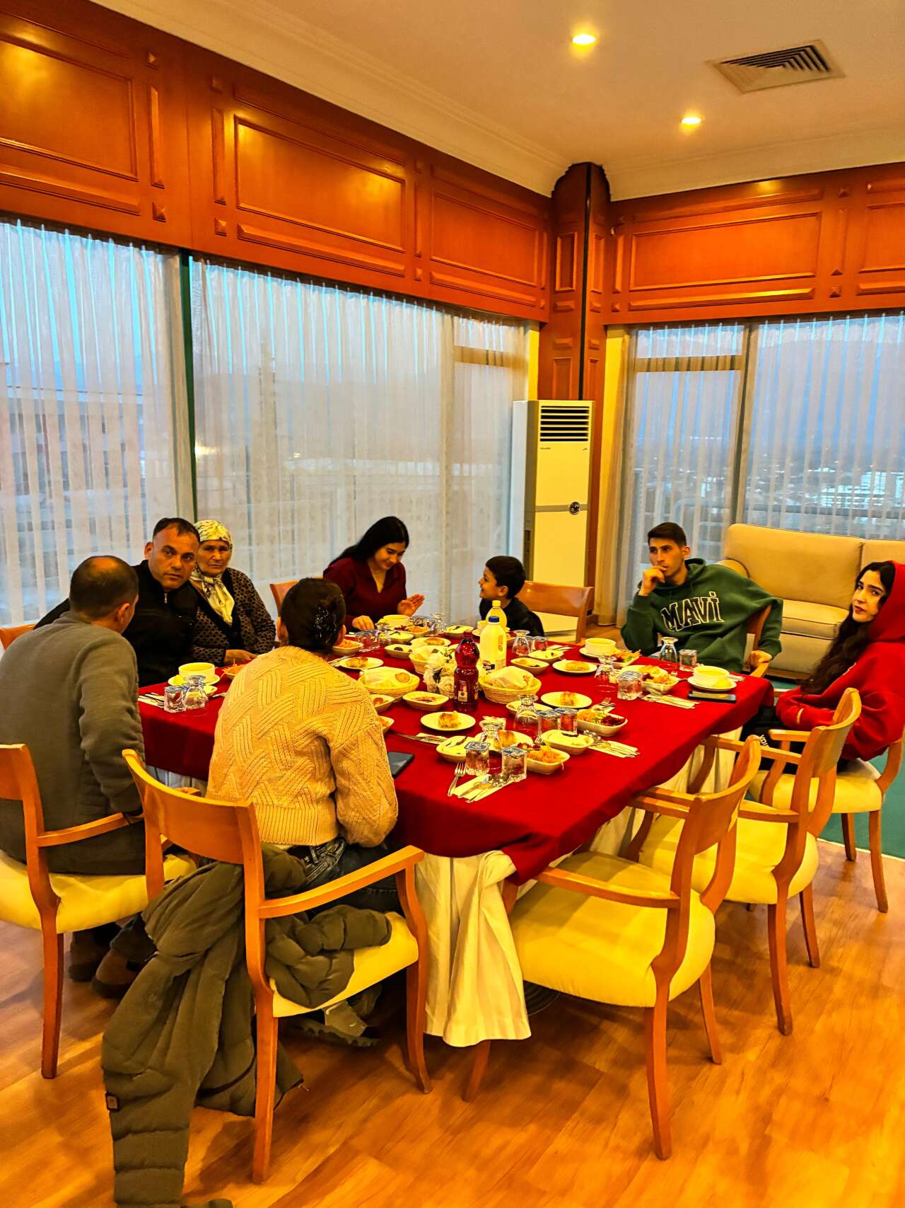 EMŞAV’dan Görkemli İftar Yemeği 7